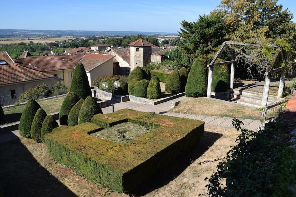 Gite Des Remparts Reservation Par Telephone Laissez Vos Coordonnees La Cote-Saint-Andre المظهر الخارجي الصورة